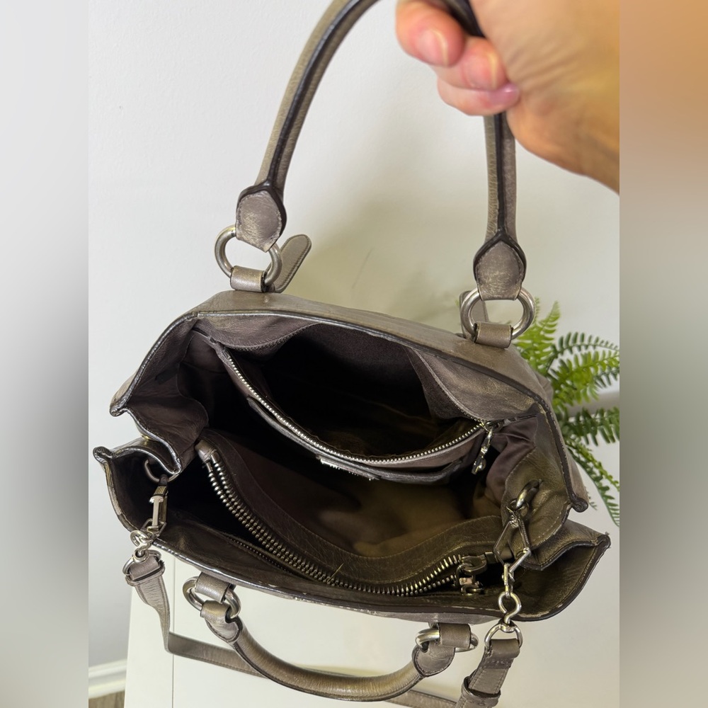 Vintage Miu Miu Vitello Shine In FUMO Gray Leather Shoulder Satchel - Picture 13 of 16